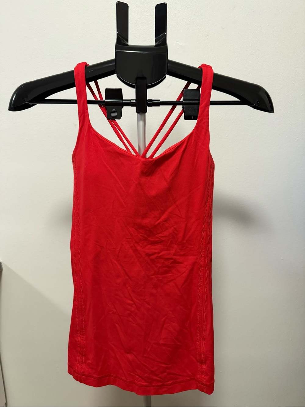 Lululemon Red Strappy Built-In Bra Tank Top Size 6